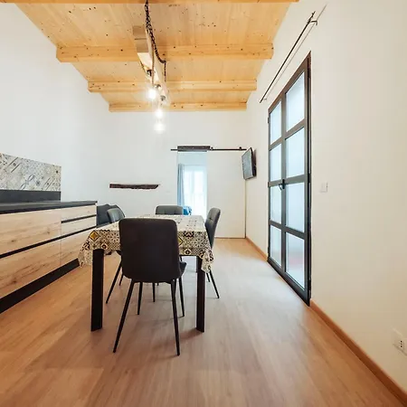 Casa Ru Vecchio Re *